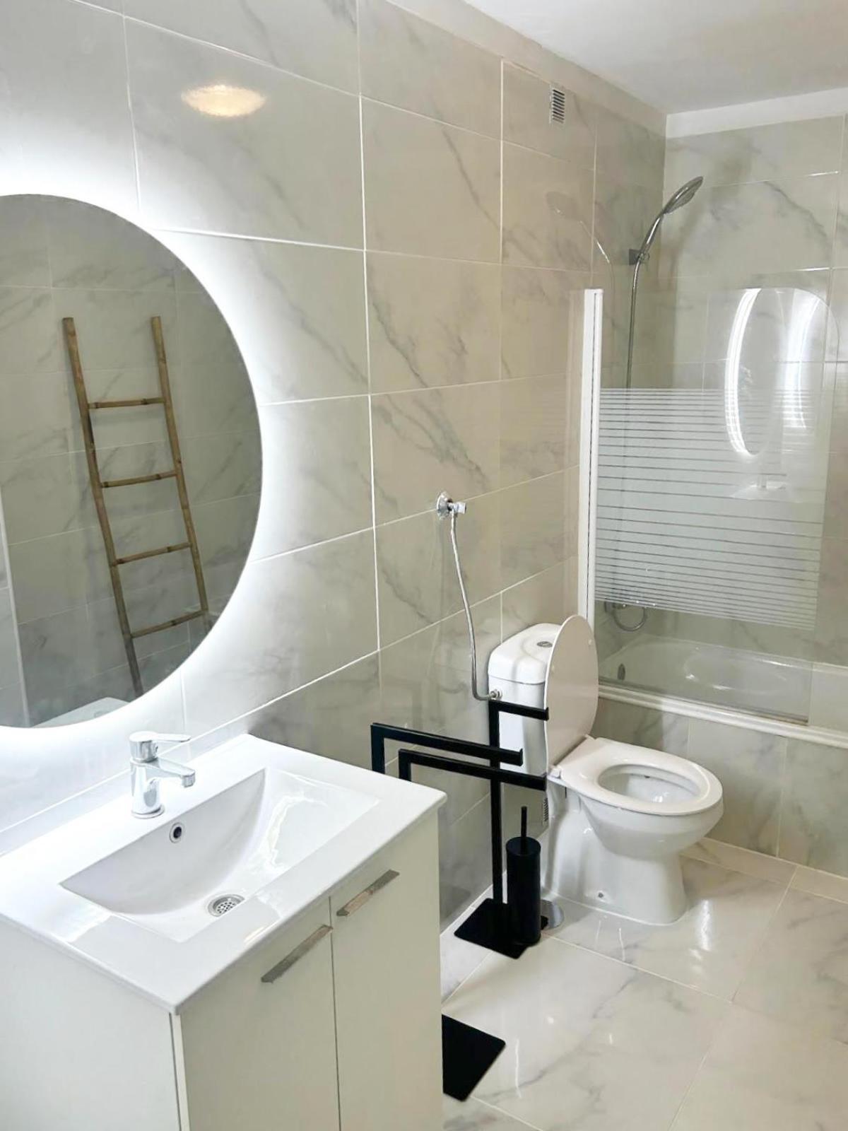 Oporto Music Flat - Very Central & Free Parking Exterior photo